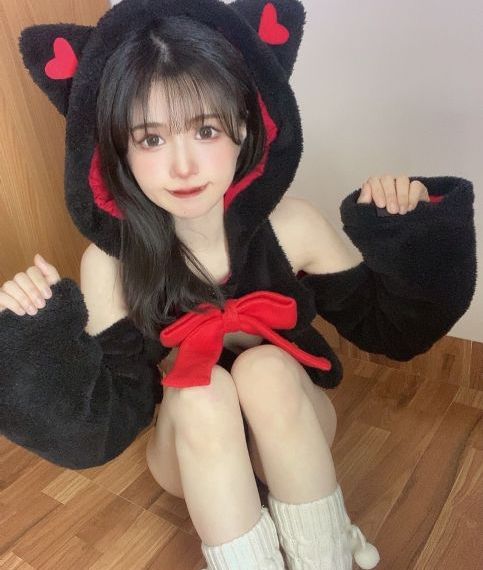 无颜之月在现观看