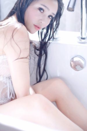 蜜桃av鲁一鲁一鲁一鲁俄罗斯的