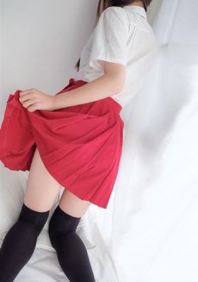 法国《性迷宫》在线播放k8