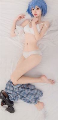 跨越8年的新娘